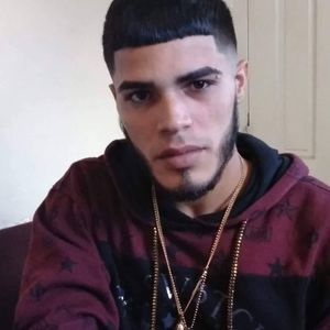 Meet your Posher, Luis a